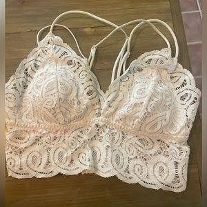 Victoria Secret PINK. White Lace Bralette. Size small.